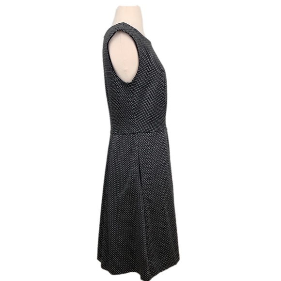NY & COMPANY Dress Sheath Abstract Knit Retro Sleeveless Gray Black Medium - Picture 4 of 8